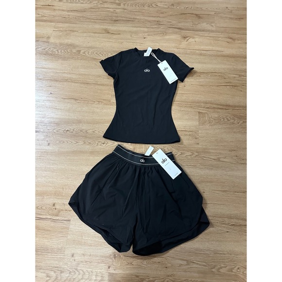 ALO Yoga Dresses & Skirts - Alo Yoga Womens M Black Matching Set Short Sleeve Top Running Shorts NWT
